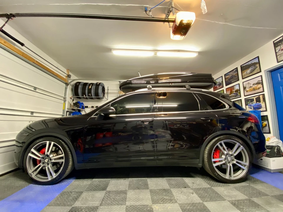 2011 Porsche 958 Cayenne Turbo - Image 10 of 31