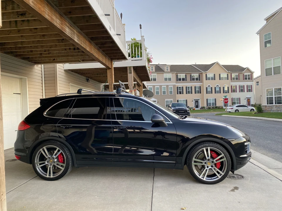 2011 Porsche 958 Cayenne Turbo - Image 6 of 25