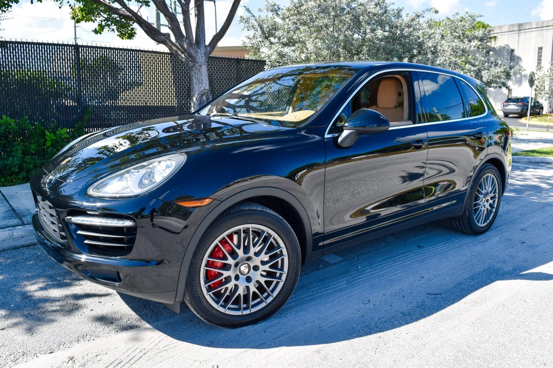 2011 Porsche 958 Cayenne Turbo - Image 12 of 31