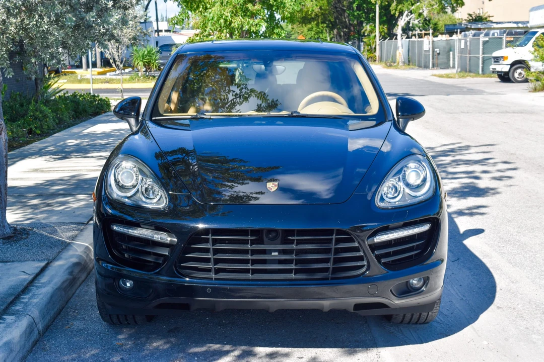2011 Porsche 958 Cayenne Turbo - Image 14 of 31