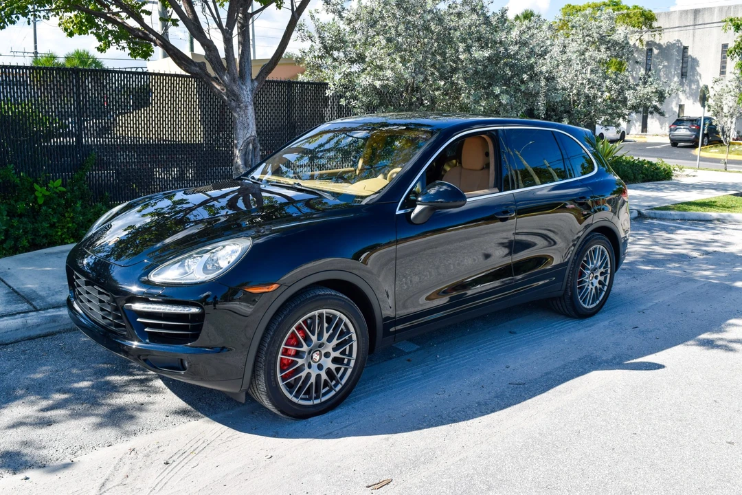 2011 Porsche 958 Cayenne Turbo - Image 25 of 31