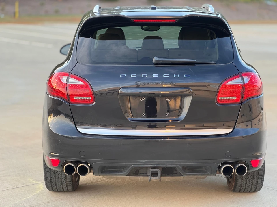 2011 Porsche 958 Cayenne Turbo - Image 9 of 31