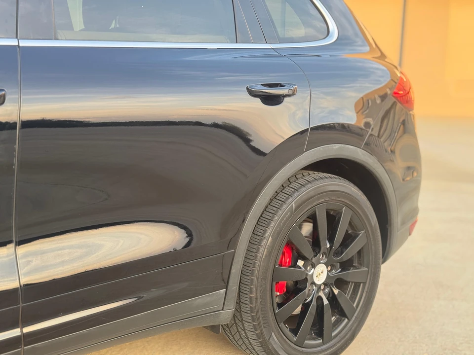 2011 Porsche 958 Cayenne Turbo - Image 25 of 31