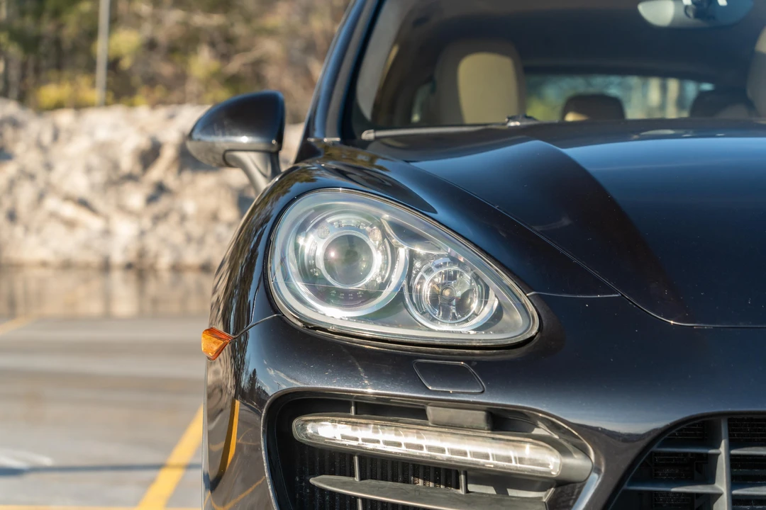 2011 Porsche 958 Cayenne Turbo - Image 12 of 31