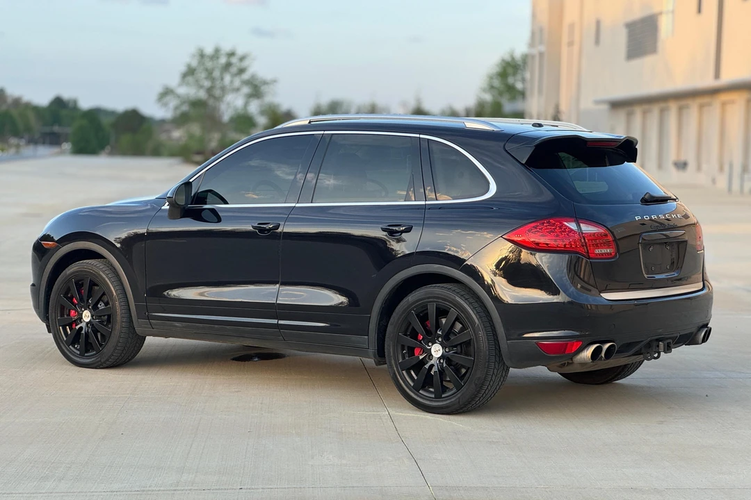 2011 Porsche 958 Cayenne Turbo - Image 4 of 31