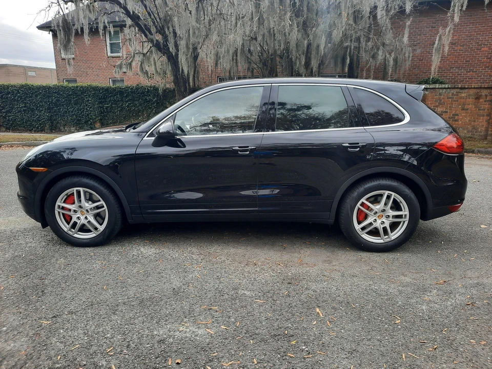 2011 Porsche 958 Cayenne Turbo - Image 3 of 31