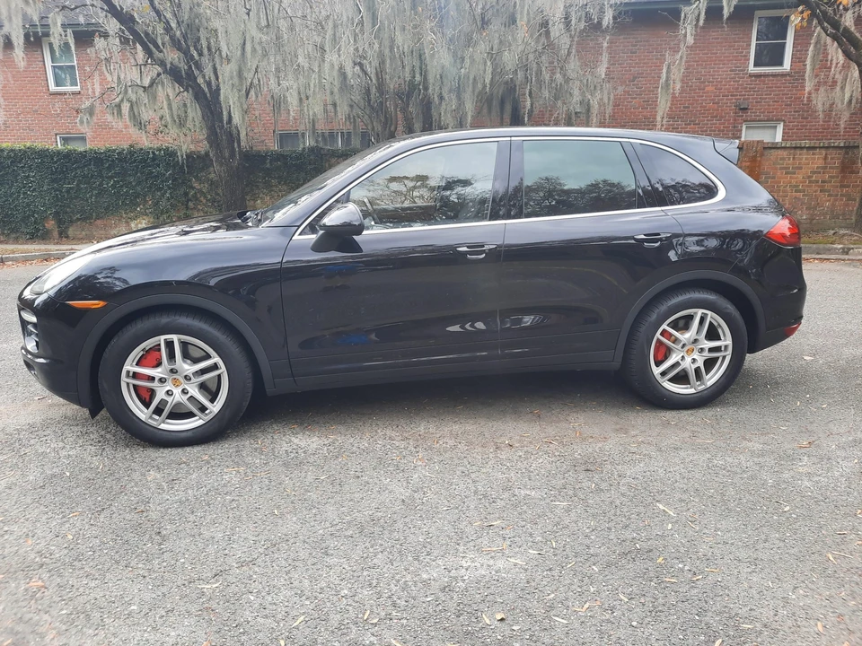 2011 Porsche 958 Cayenne Turbo - Image 4 of 31