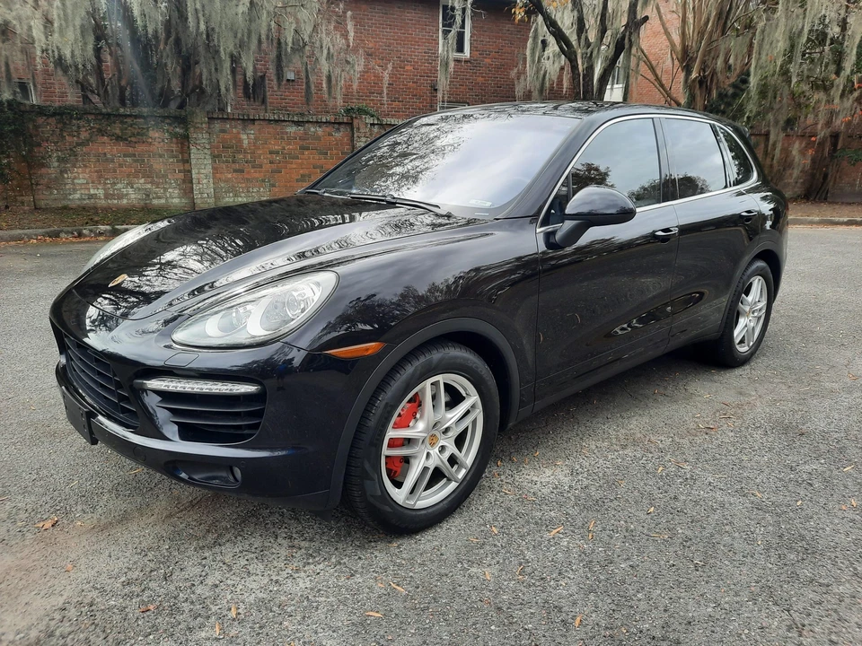 2011 Porsche 958 Cayenne Turbo - Image 10 of 31