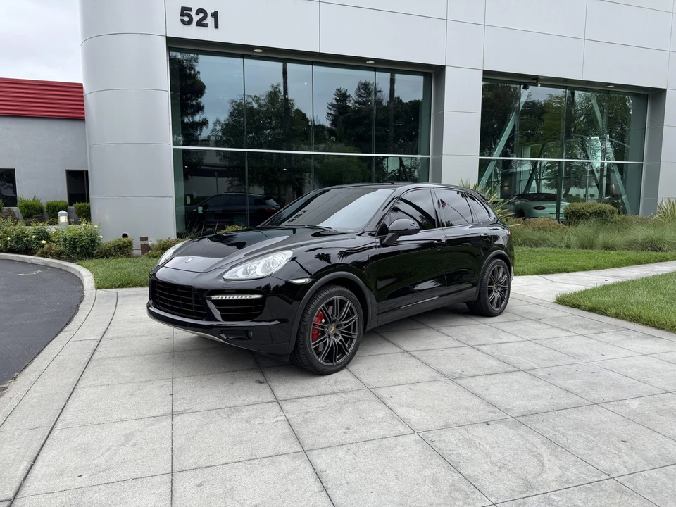 2011 Porsche 958 Cayenne Turbo - Image 12 of 31