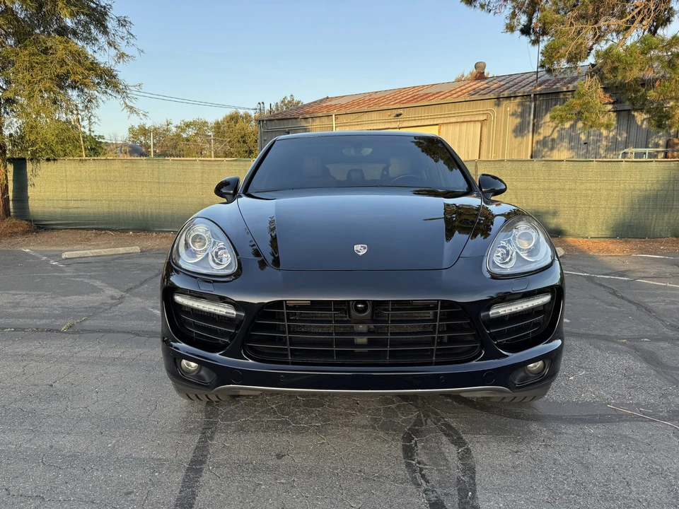 2011 Porsche 958 Cayenne Turbo - Image 5 of 31