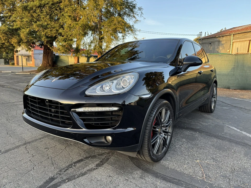 2011 Porsche 958 Cayenne Turbo - Image 7 of 31