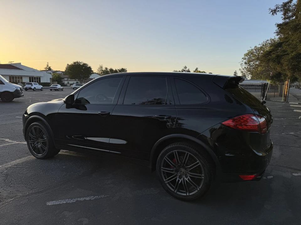 2011 Porsche 958 Cayenne Turbo - Image 19 of 31
