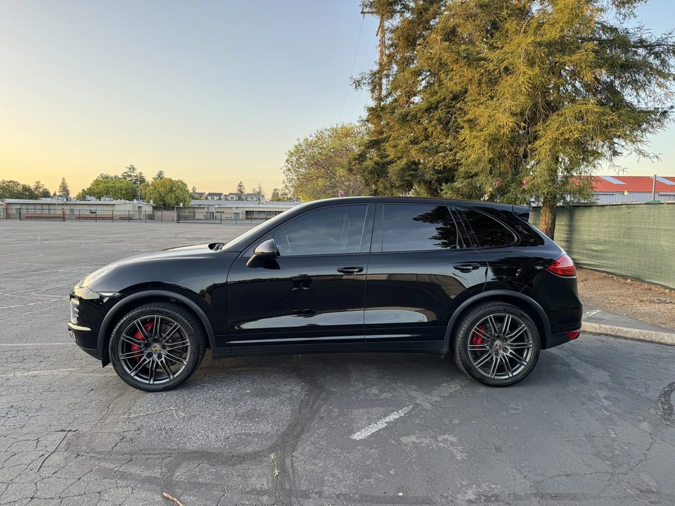 2011 Porsche 958 Cayenne Turbo - Image 17 of 31