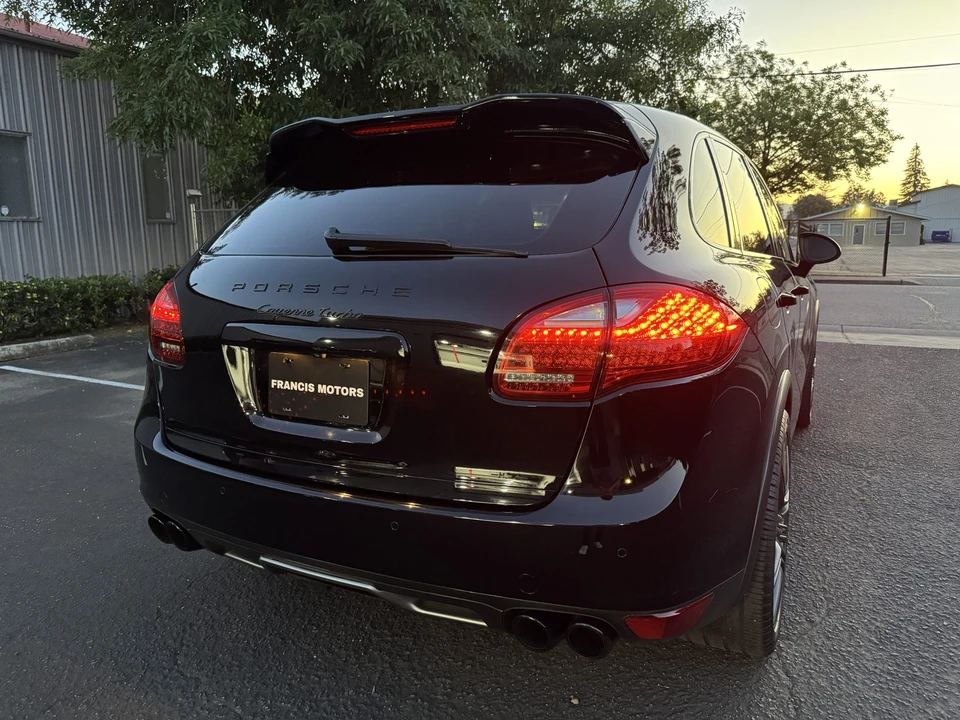 2011 Porsche 958 Cayenne Turbo - Image 26 of 31