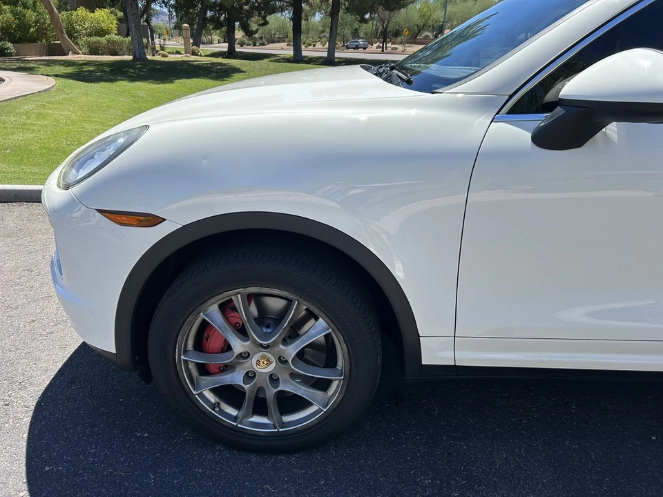 2011 Porsche 958 Cayenne Turbo - Image 12 of 31