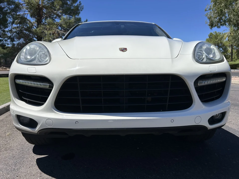 2011 Porsche 958 Cayenne Turbo - Image 10 of 31