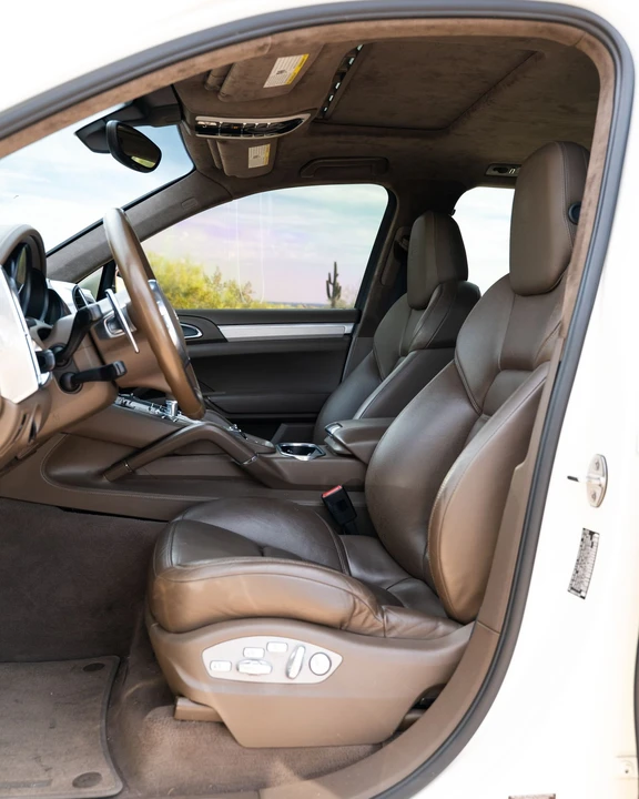 2011 Porsche 958 Cayenne Turbo - Image 13 of 22