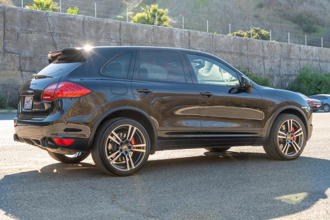 2011 Porsche 958 Cayenne Turbo - Image 4 of 31