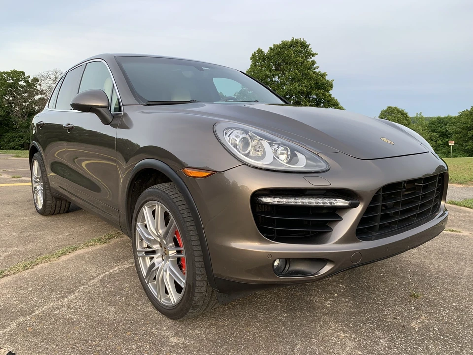 2011 Porsche 958 Cayenne Turbo - Image 9 of 31