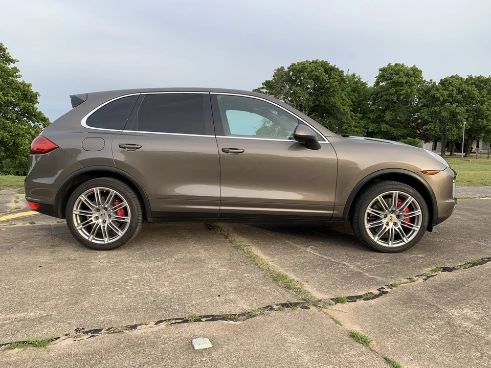 2011 Porsche 958 Cayenne Turbo - Image 8 of 31