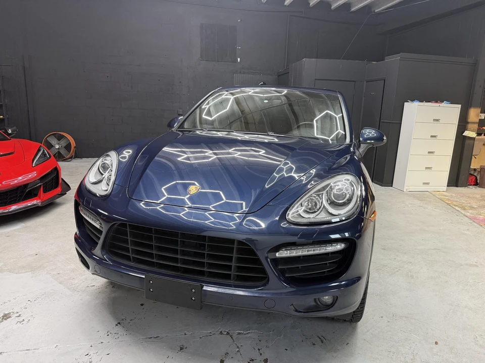 2011 Porsche 958 Cayenne Turbo - Image 3 of 31