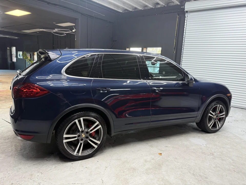 2011 Porsche 958 Cayenne Turbo - Image 28 of 31