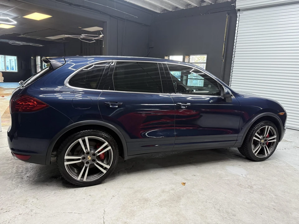 2011 Porsche 958 Cayenne Turbo - Image 29 of 31