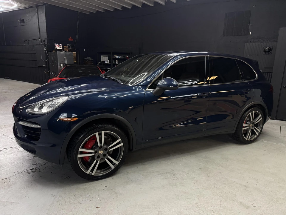 2011 Porsche 958 Cayenne Turbo - Image 11 of 31