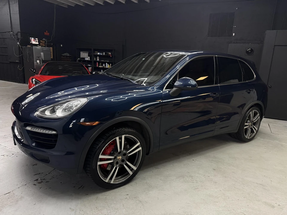 2011 Porsche 958 Cayenne Turbo - Image 9 of 31