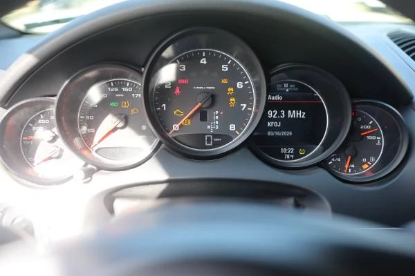 2011 Porsche 958 Cayenne - Image 12 of 21