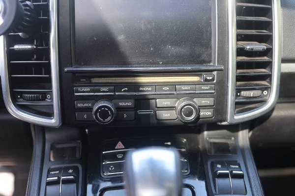2011 Porsche 958 Cayenne - Image 20 of 21