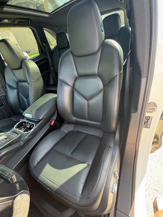 2011 Porsche 958 Cayenne - Image 13 of 20