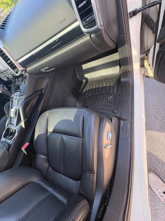 2011 Porsche 958 Cayenne - Image 11 of 20