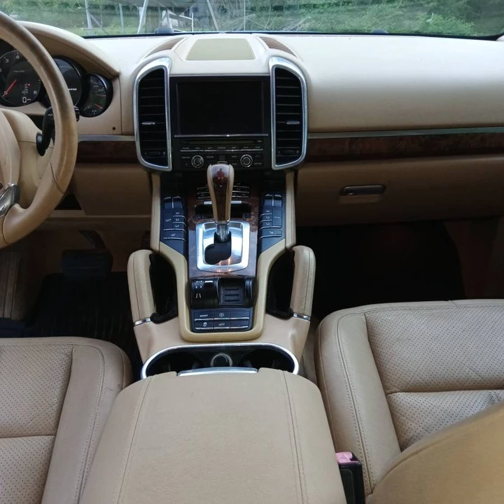 2011 Porsche 958 Cayenne - Image 5 of 20