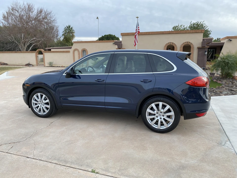 2011 Porsche 958 Cayenne - Image 17 of 31