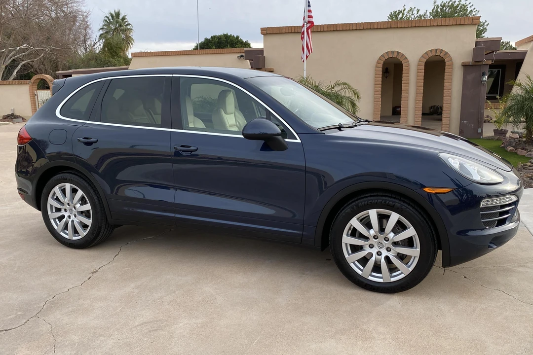 2011 Porsche 958 Cayenne - Image 3 of 31
