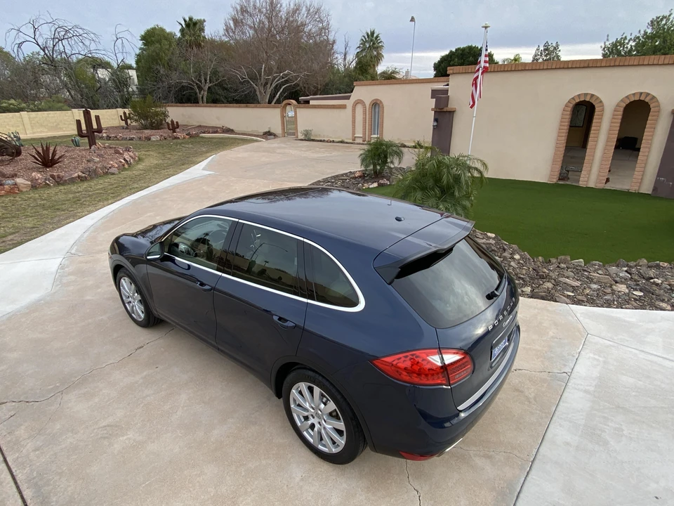 2011 Porsche 958 Cayenne - Image 25 of 31