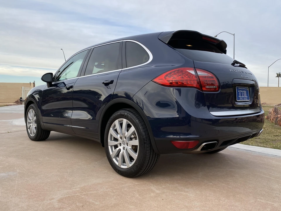 2011 Porsche 958 Cayenne - Image 24 of 31