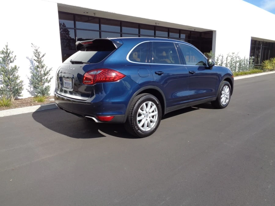 2011 Porsche 958 Cayenne - Image 12 of 12