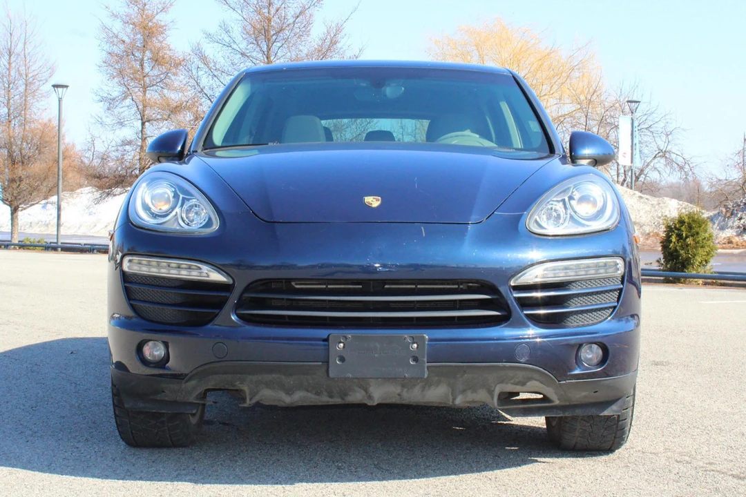 2011 Porsche 958 Cayenne - Image 2 of 31