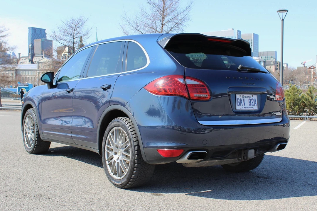 2011 Porsche 958 Cayenne - Image 10 of 31