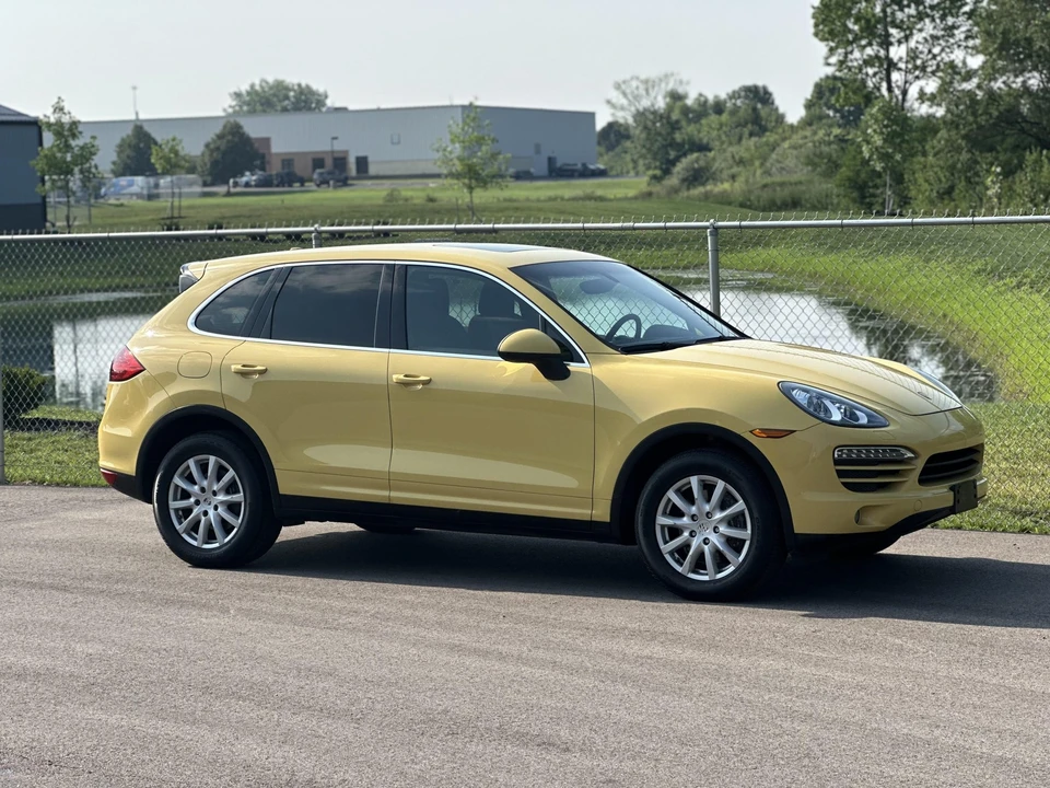 2011 Porsche 958 Cayenne - Image 30 of 31