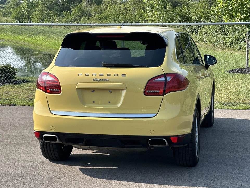 2011 Porsche 958 Cayenne - Image 26 of 31
