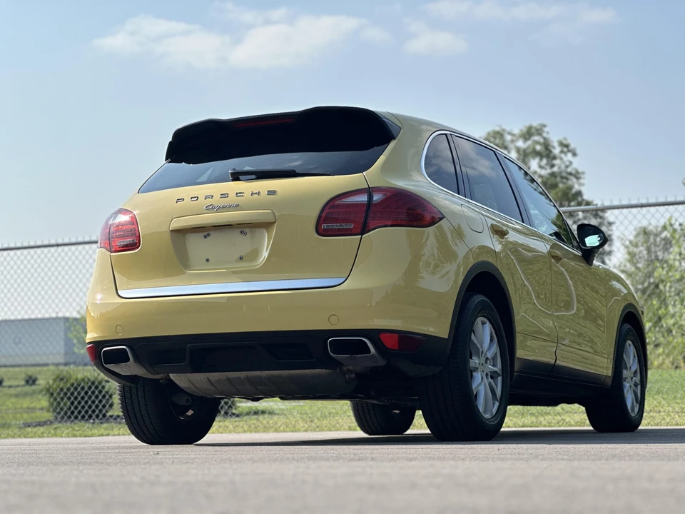 2011 Porsche 958 Cayenne - Image 24 of 31