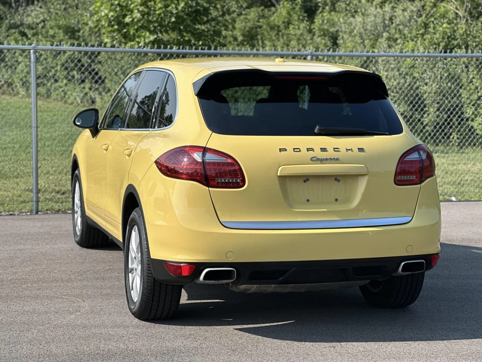 2011 Porsche 958 Cayenne - Image 22 of 31