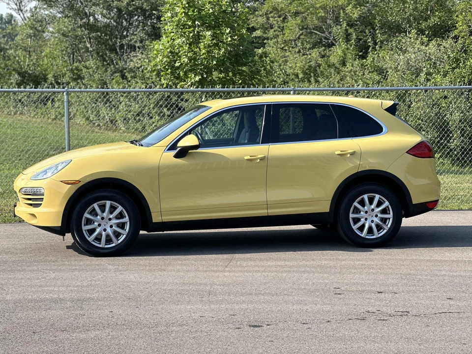 2011 Porsche 958 Cayenne - Image 14 of 31