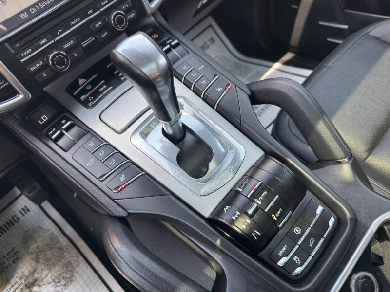 2011 Porsche 958 Cayenne - Image 24 of 27