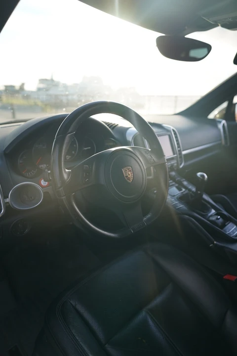 2011 Porsche 958 Cayenne - Image 7 of 8