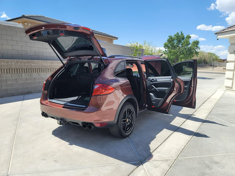 2011 Porsche 958 Cayenne - Image 24 of 31