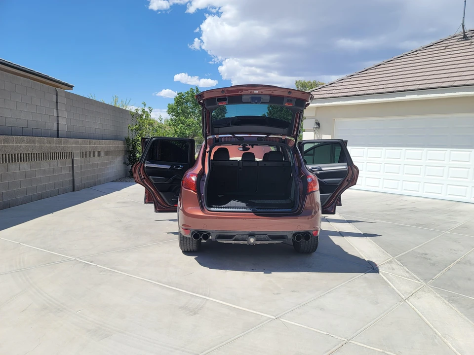 2011 Porsche 958 Cayenne - Image 23 of 31